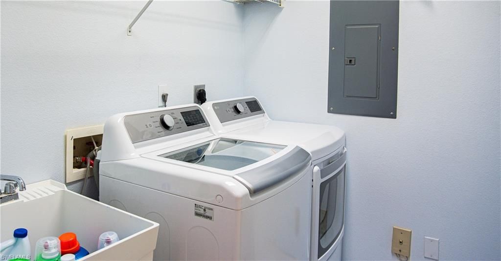 10711 Crooked River Rd, Unit 202, Estero, FL 34135 Photo