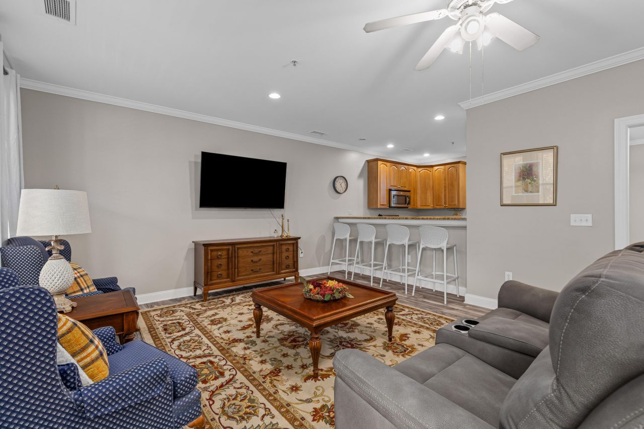 5548 Colonial Chatsworth Circle Photo 10