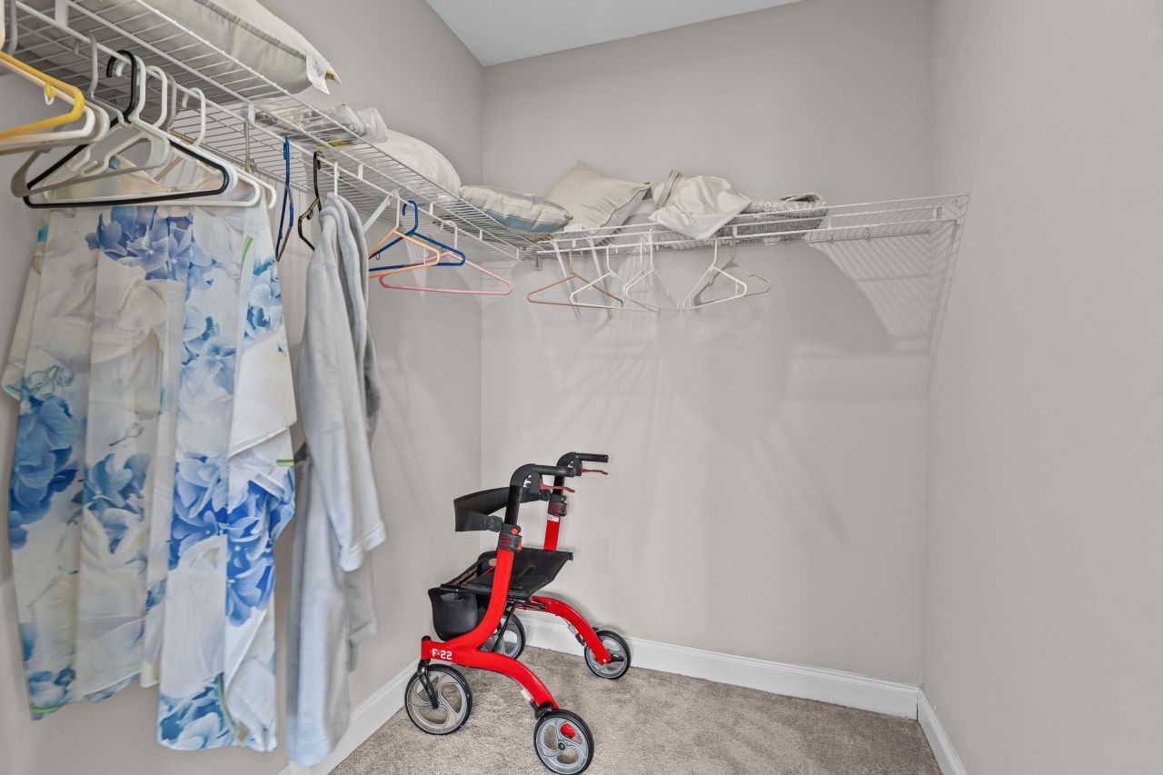 5548 Colonial Chatsworth Circle Photo 14