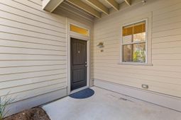 5548 Colonial Chatsworth Circle photo 4