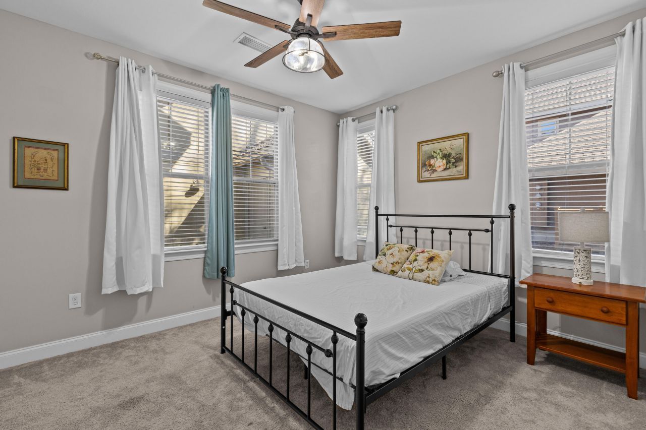 5548 Colonial Chatsworth Circle Photo 20