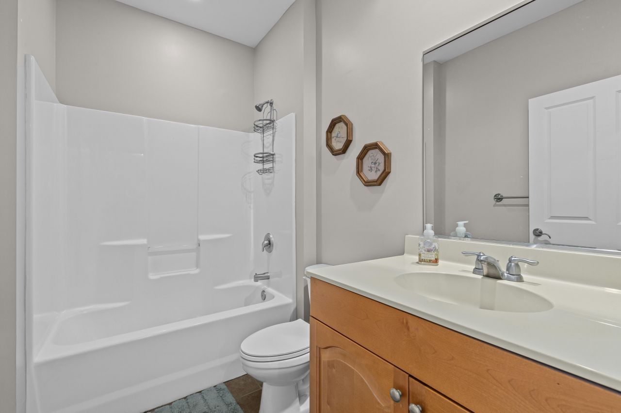 5548 Colonial Chatsworth Circle Photo 21