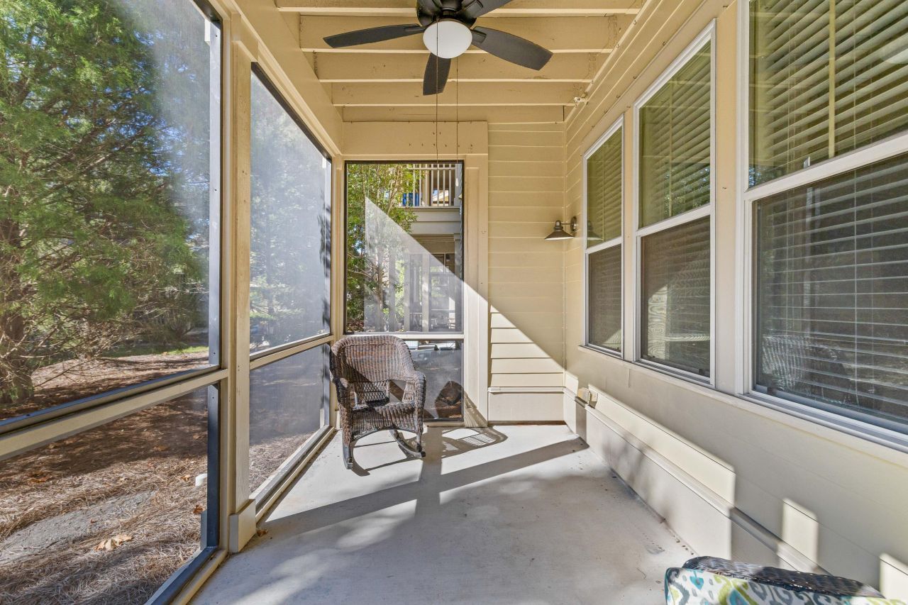 5548 Colonial Chatsworth Circle Photo 24