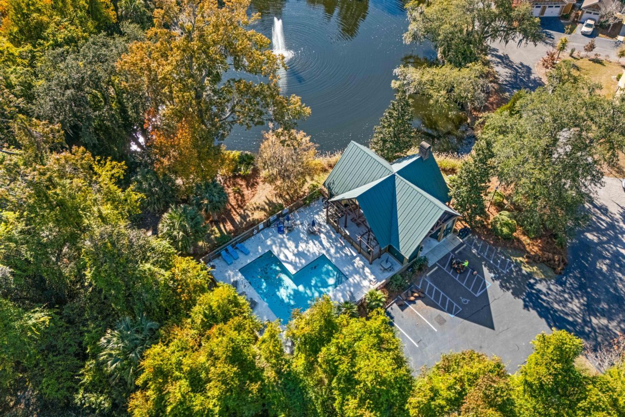 5548 Colonial Chatsworth Circle Photo 30