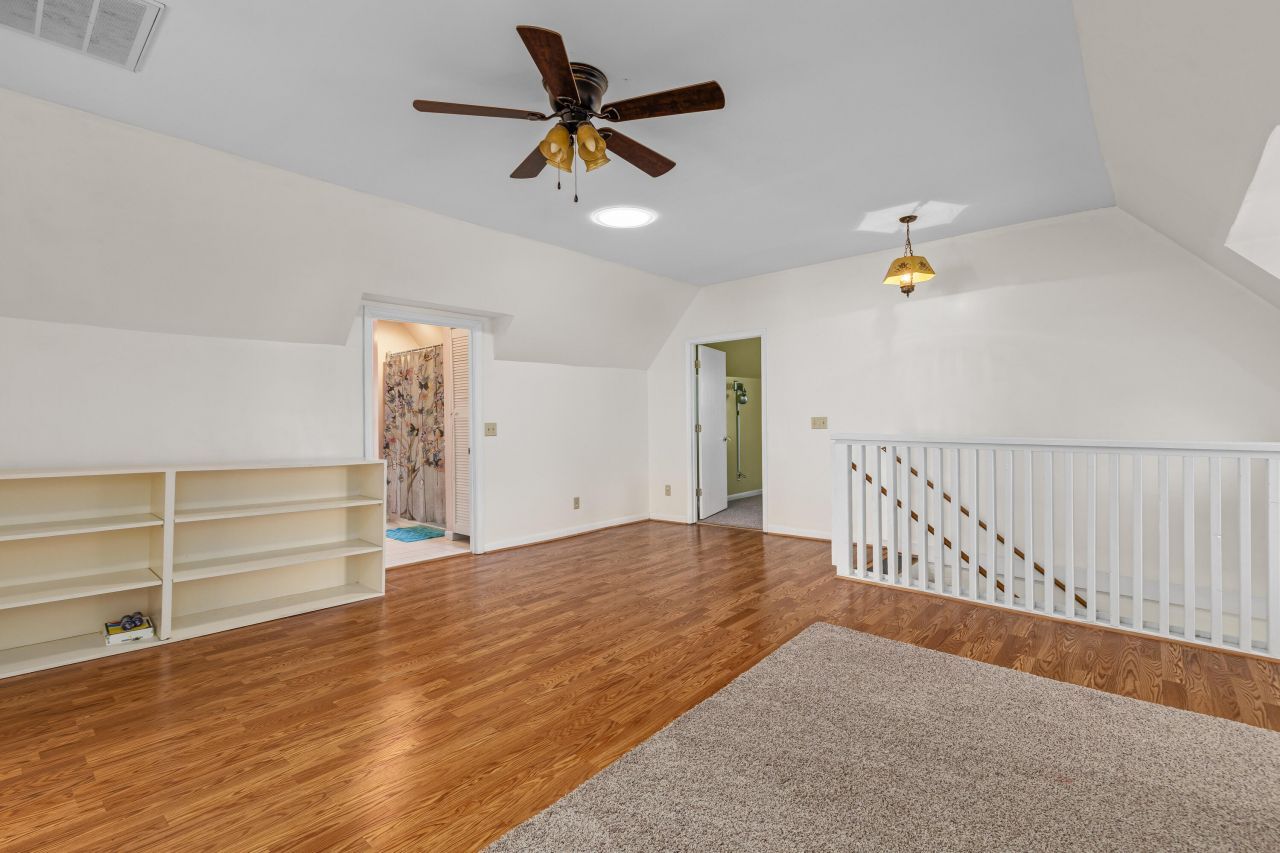 5615 Highway 165 Photo 28