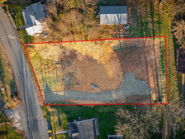 544 Oakwood Street, Bristol, TN 37620