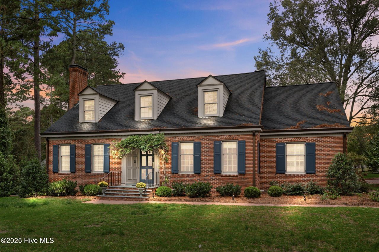 1000 S Howard Circle, Tarboro, NC 27886 Main Photo