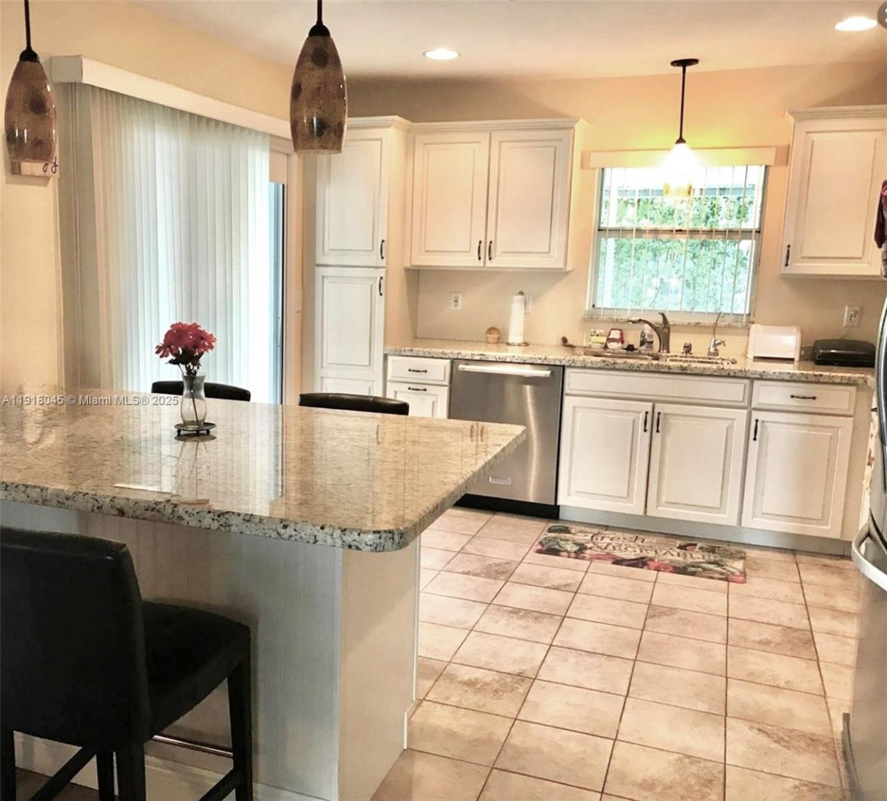 737 SE 22nd Dr, Homestead, FL 33033 Photo