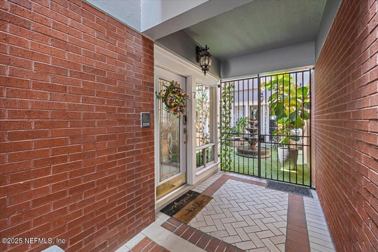 5200 San Jose Boulevard, Unit 7, Jacksonville, FL 32207 Photo