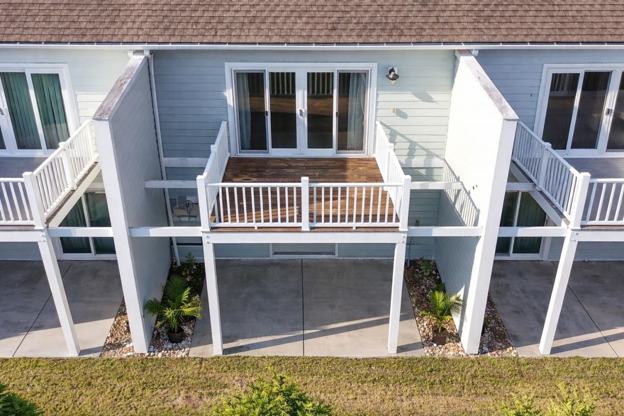 100 Villa Mar Dr. Photo 21