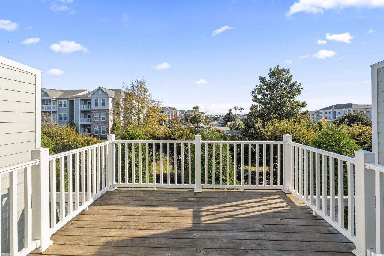 100 Villa Mar Dr. Photo 4