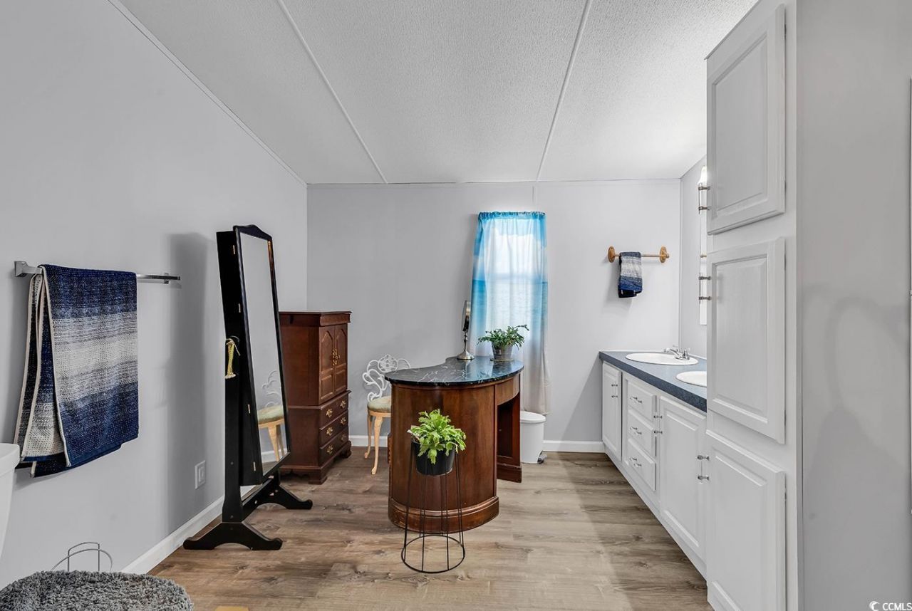 501 Topaz Ave. Photo 18