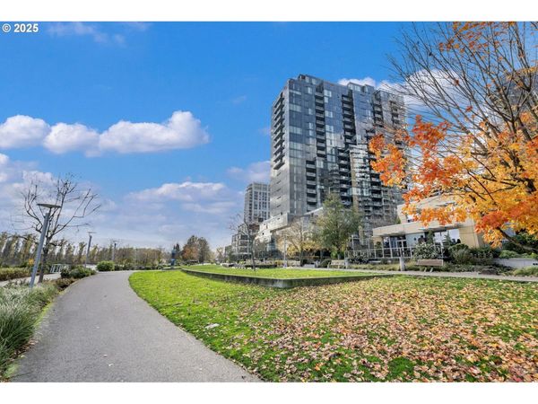 841 S GAINES ST, Unit 1704, Portland, OR 97239