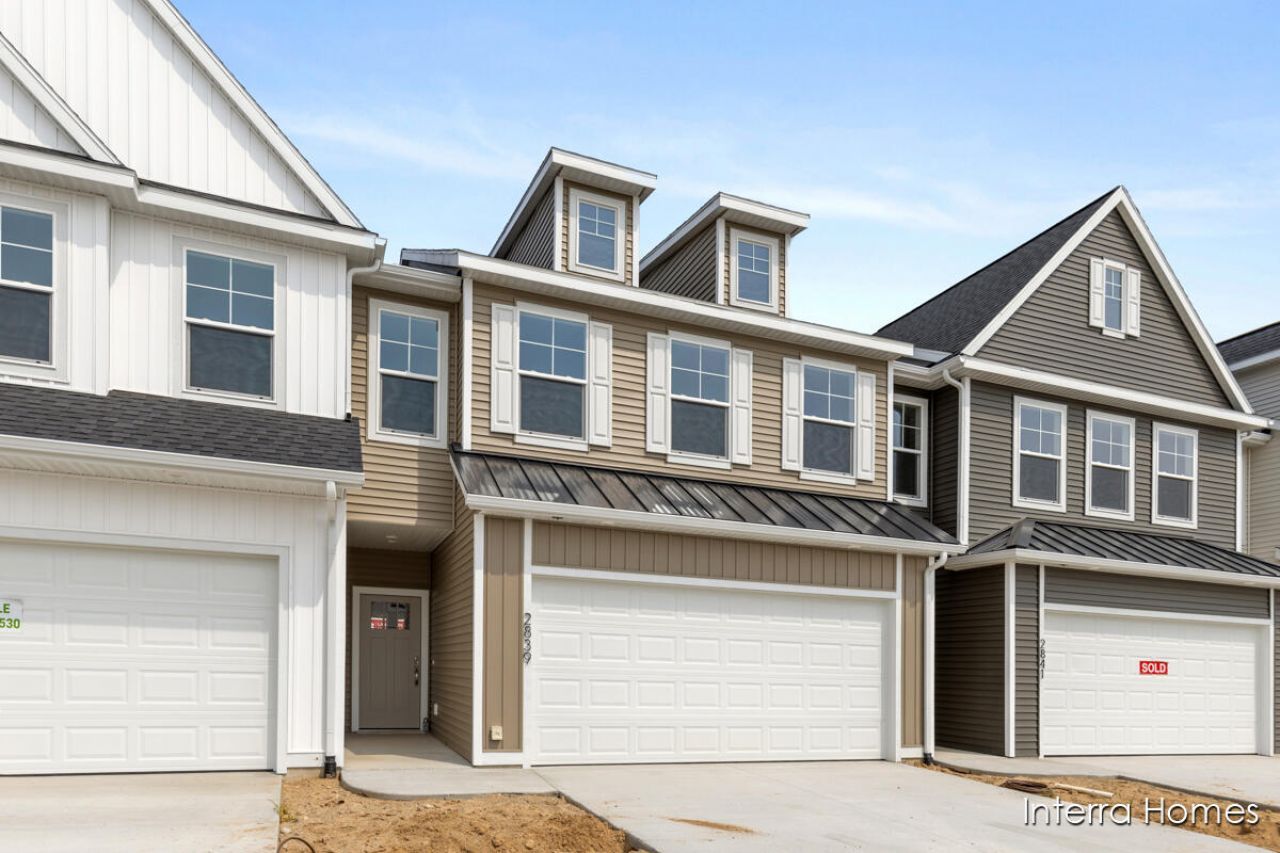 2839 W Highgate Street Se, Unit 29, Kentwood, MI 49512 Main Photo