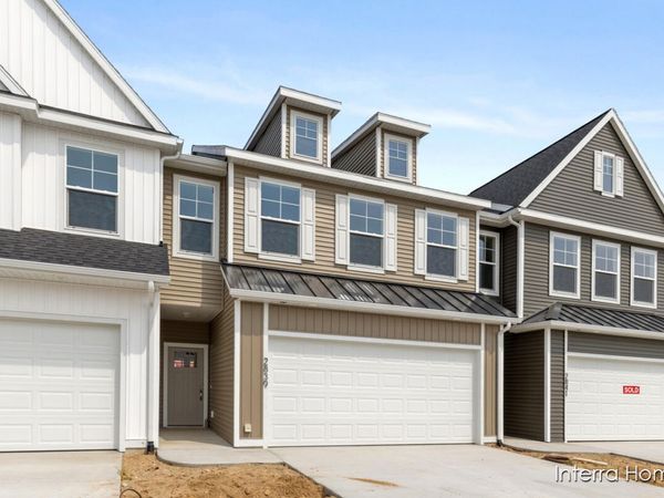 2839 W Highgate Street SE, Unit 29, Kentwood, MI 49512