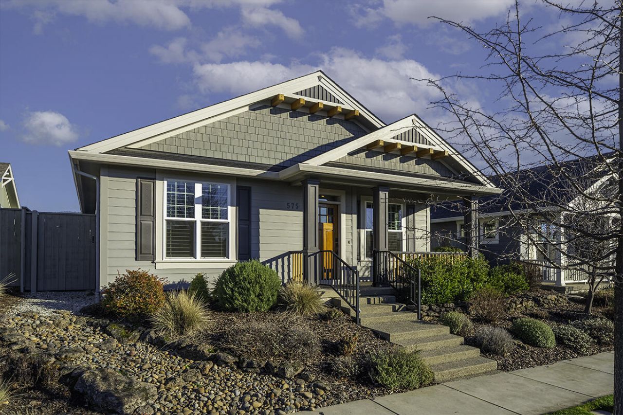 575 Windsong Way, Medford, OR 97504 Main Photo