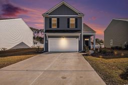 1226 Sennema Circle photo 4