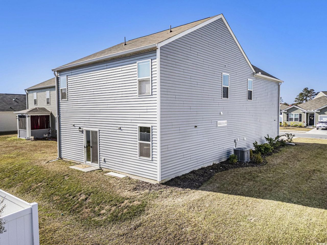 1226 Sennema Circle Photo 33