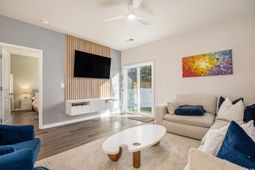 1226 Sennema Circle photo 4