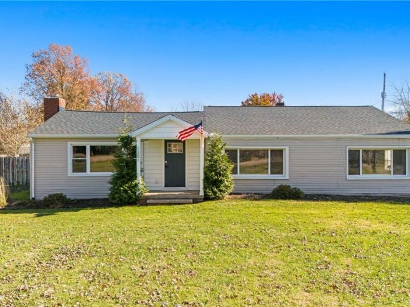 1301 N Main Street, Amherst, OH 44001 Photo 1