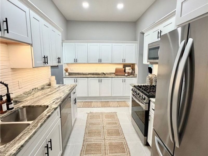 1301 N Main Street, Amherst, OH 44001 Photo 12