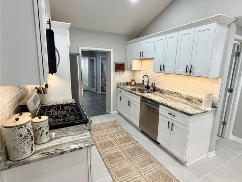 1301 N Main Street, Amherst, OH 44001 Photo 14