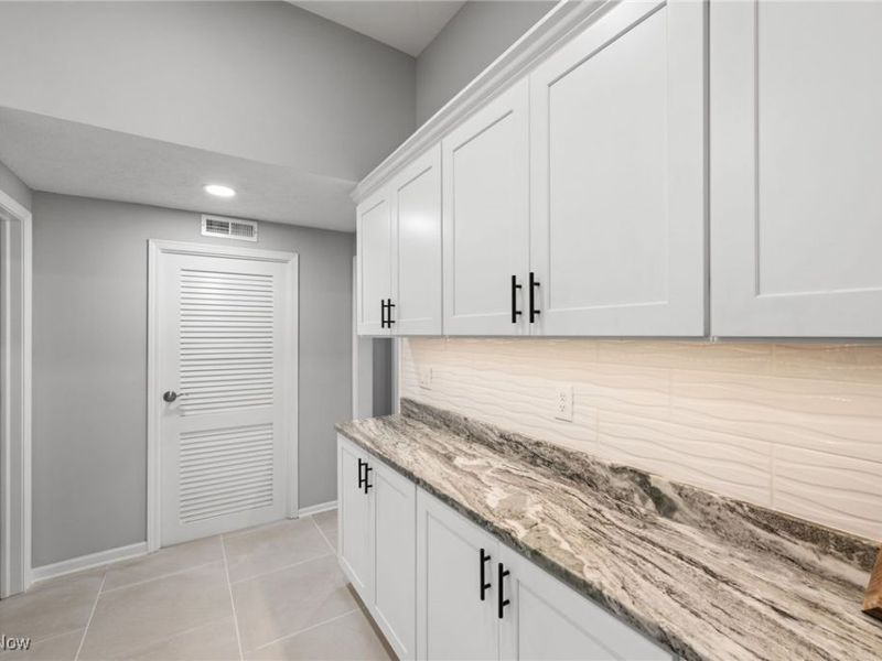 1301 N Main Street, Amherst, OH 44001 Photo 16