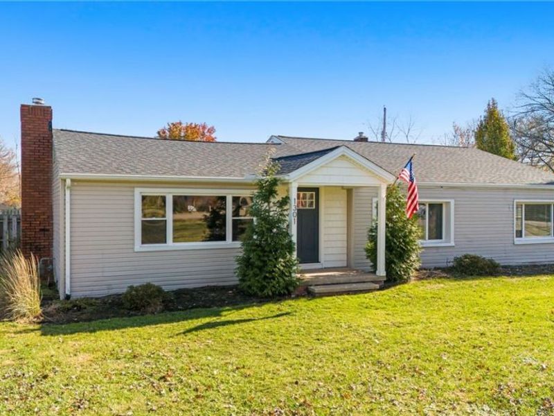 1301 N Main Street, Amherst, OH 44001 Photo 2