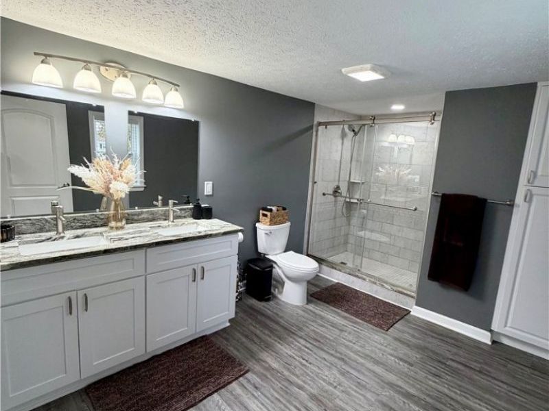 1301 N Main Street, Amherst, OH 44001 Photo 23