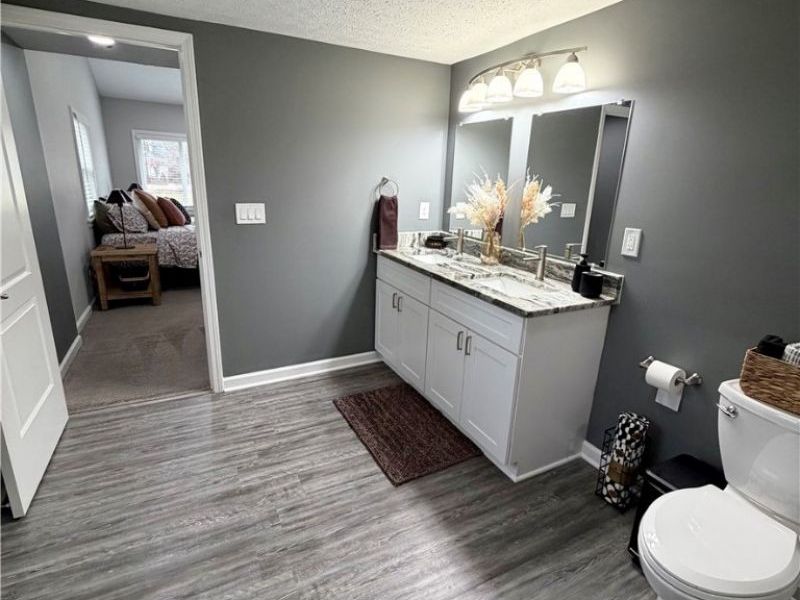 1301 N Main Street, Amherst, OH 44001 Photo 25