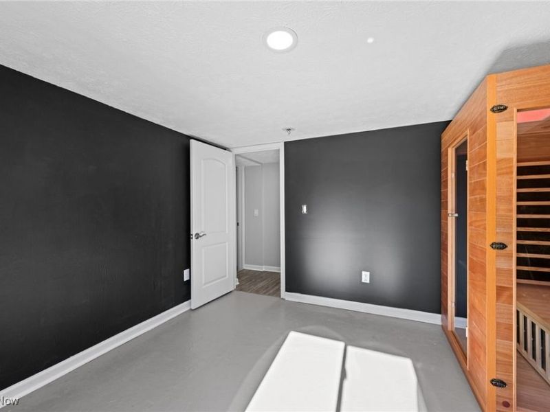 1301 N Main Street, Amherst, OH 44001 Photo 31