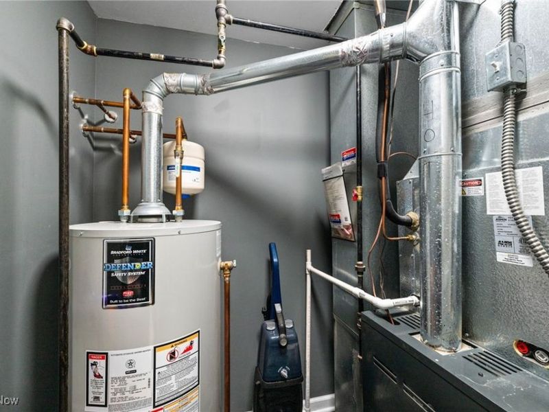 1301 N Main Street, Amherst, OH 44001 Photo 35