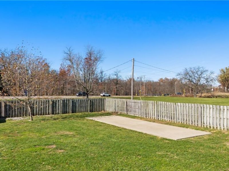 1301 N Main Street, Amherst, OH 44001 Photo 40