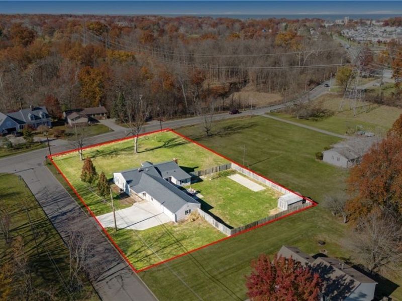 1301 N Main Street, Amherst, OH 44001 Photo 5