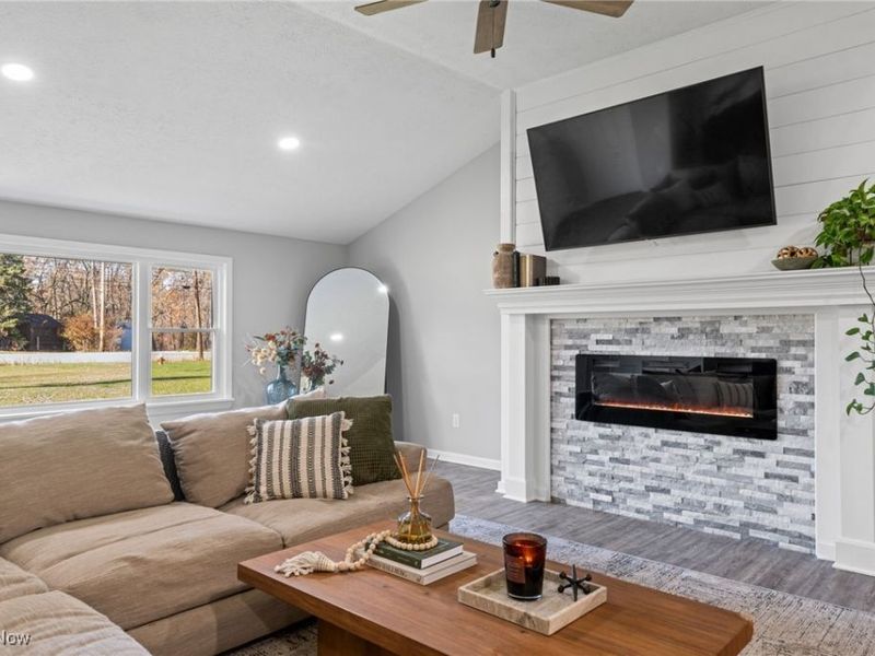 1301 N Main Street, Amherst, OH 44001 Photo 7