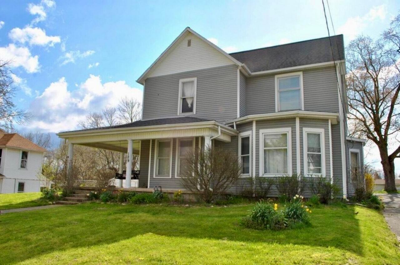 129 W Columbus Street, Mount Sterling, OH 43143 Main Photo