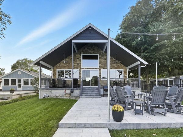 2360 S 390, Pleasant Lake, IN 46779