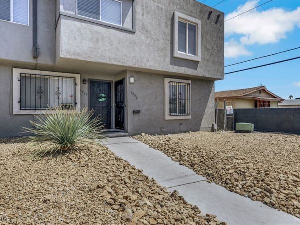 6008 Pebble Beach Boulevard, Las Vegas, NV 89108