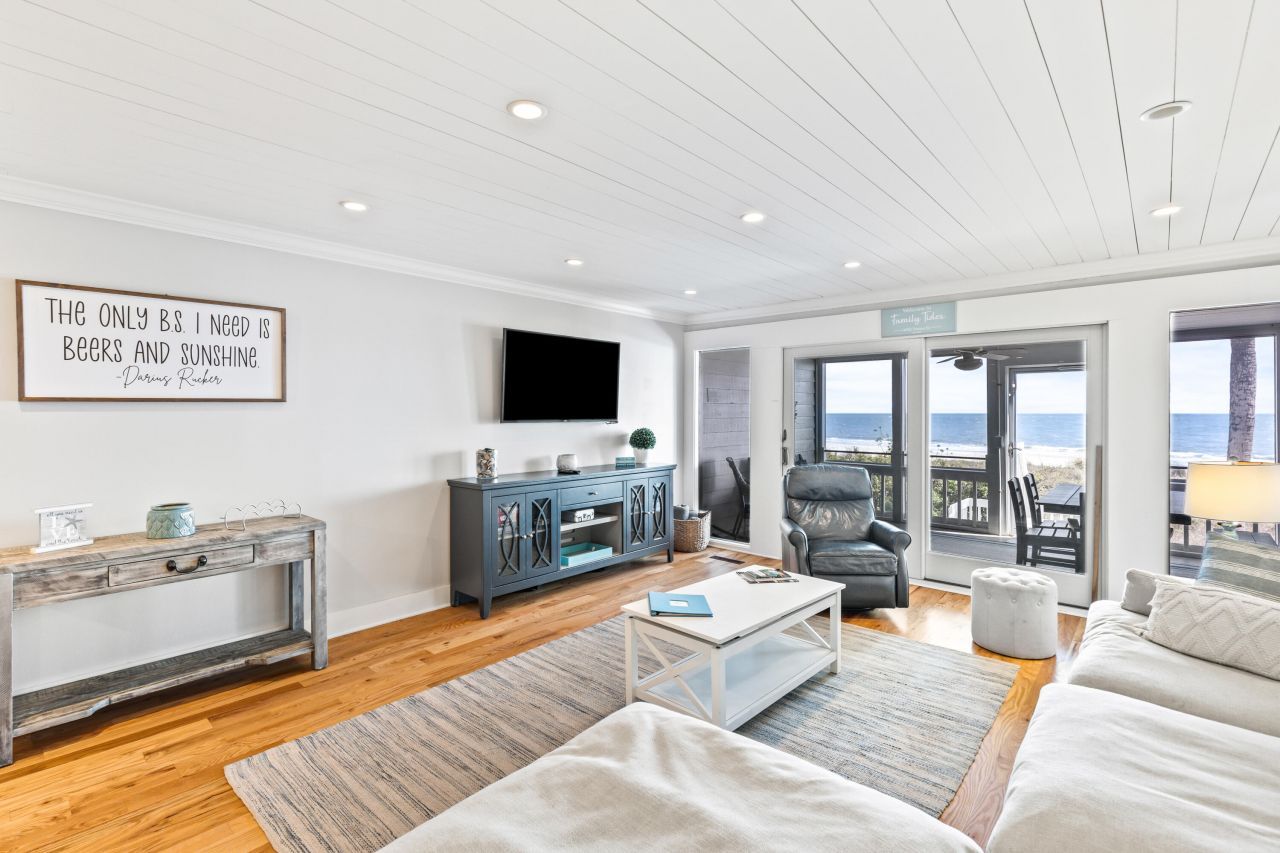 6400 Palmetto Drive Photo 11