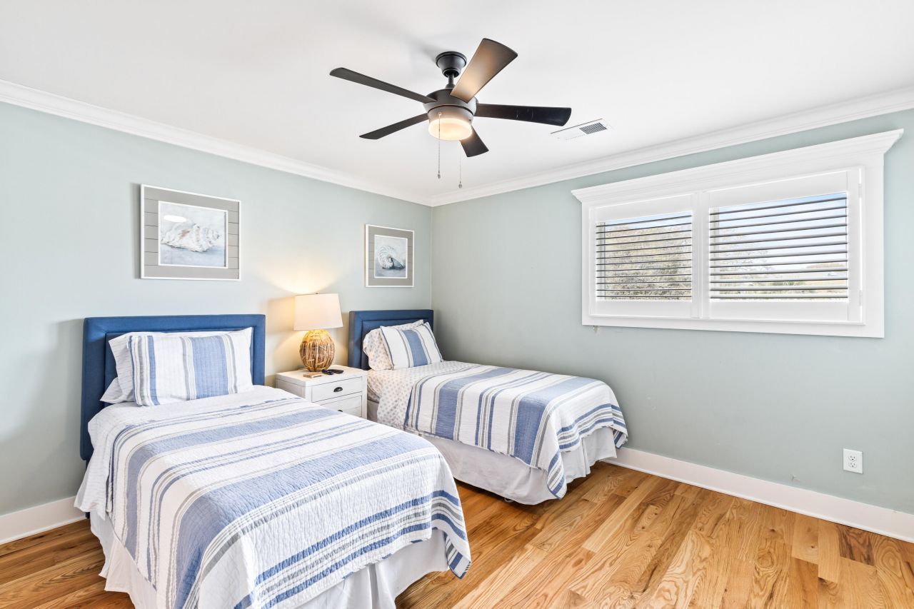 6400 Palmetto Drive Photo 25