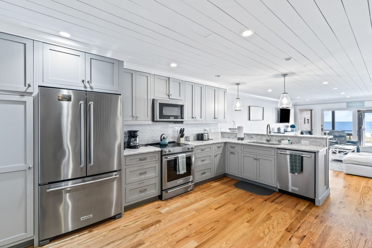 6400 Palmetto Drive Photo 7