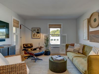 2057 Middle Street, Unit 11, Sullivans Island, SC 29482