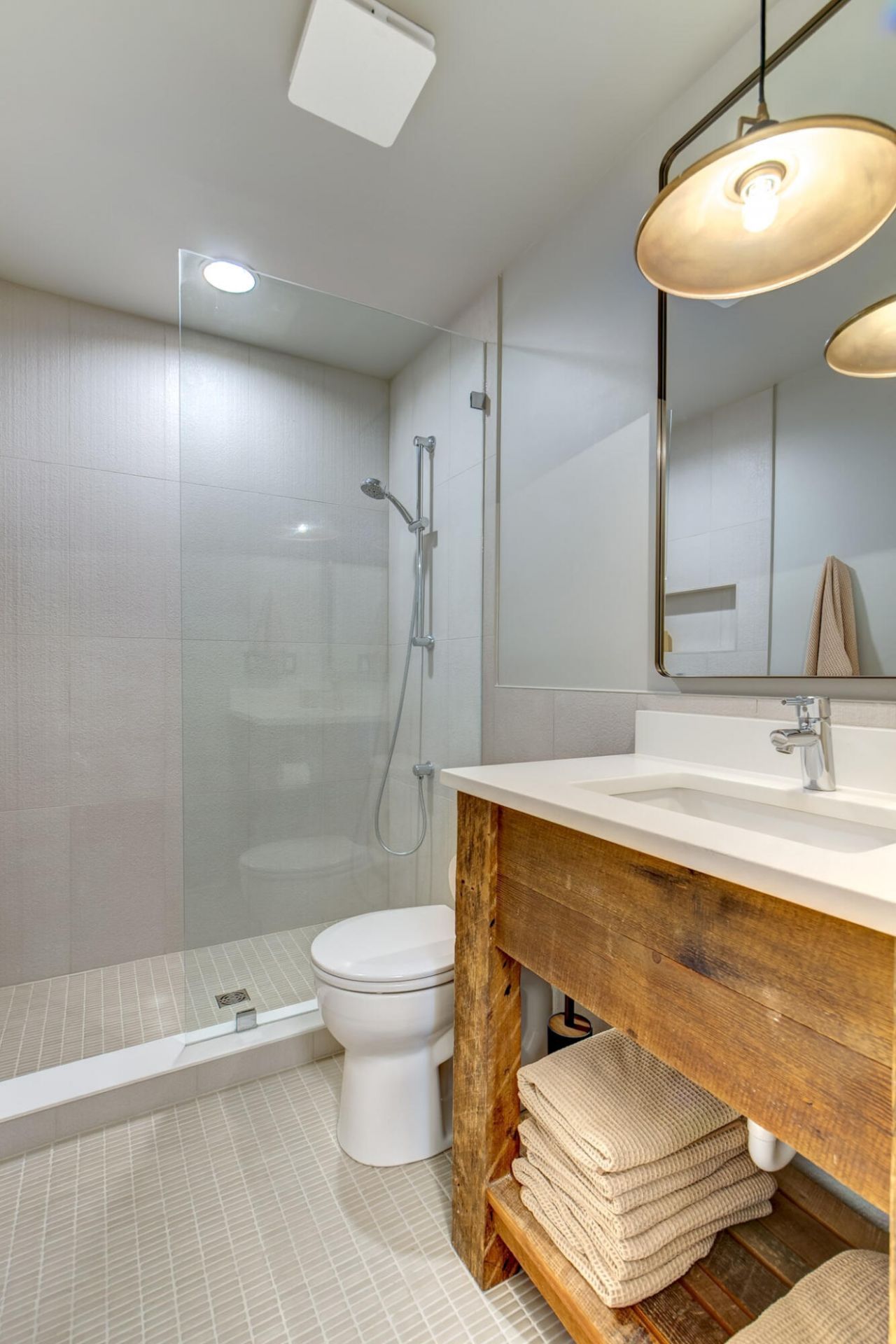 2057 Middle Street Photo 23