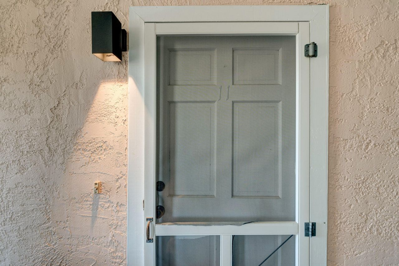 2057 Middle Street Photo 24