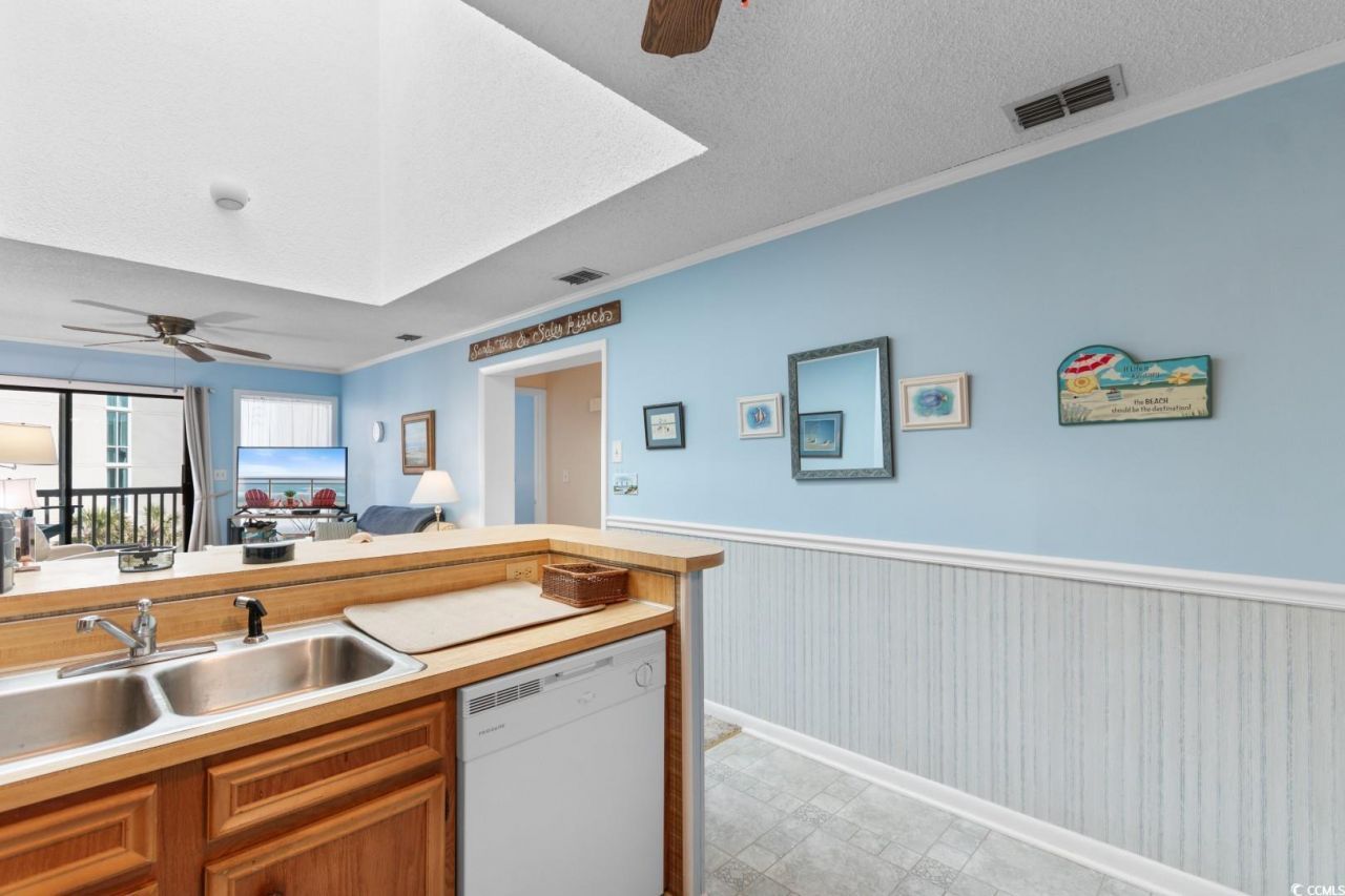 210 N Ocean Blvd. Photo 8