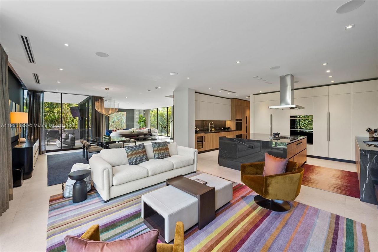 Please Call For Address, Miami Beach, FL 33140 Photo
