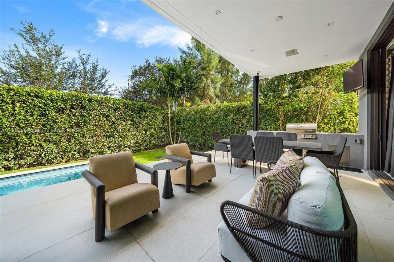 Please Call For Address, Miami Beach, FL 33140 Photo