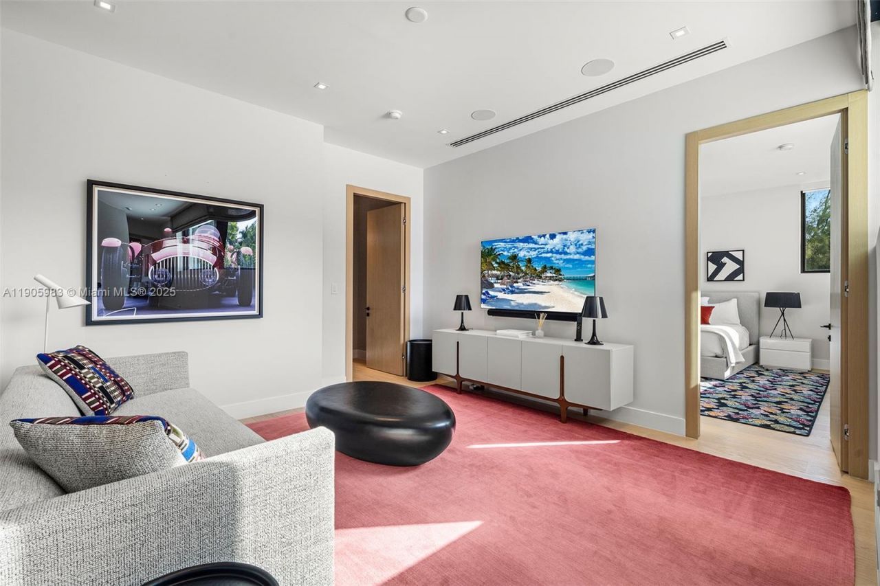 Please Call For Address, Miami Beach, FL 33140 Photo