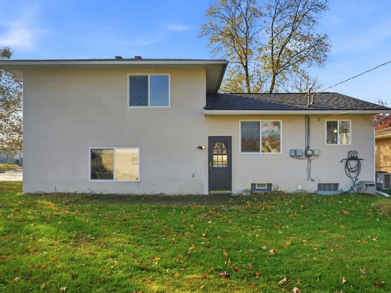 1268 Kildale Court, Columbus, OH 43229 Photo 3