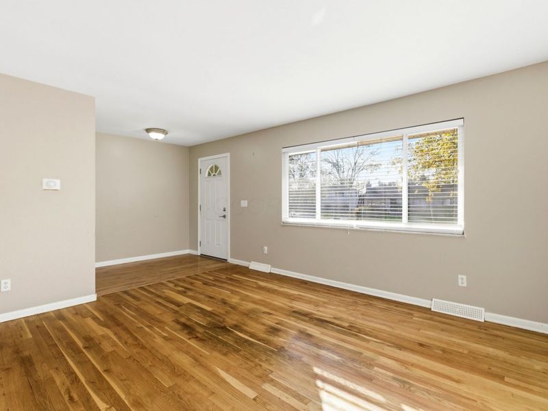 1268 Kildale Court, Columbus, OH 43229 Photo 4